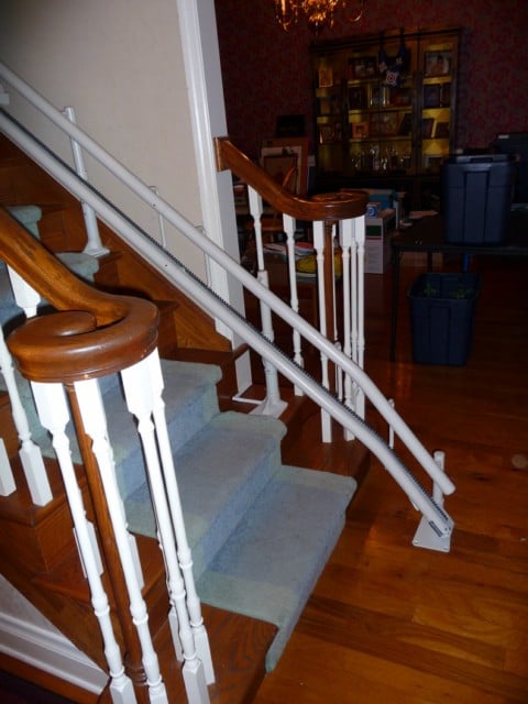 This optional start reduces the stairlift rail protrusion in front of the first step to only 13